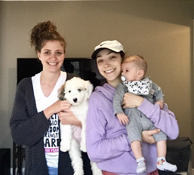 Meryl Davis on Twitter: "☕️Baby playdates 👶🏼🐶😍 #cutenessOVERLOAD https