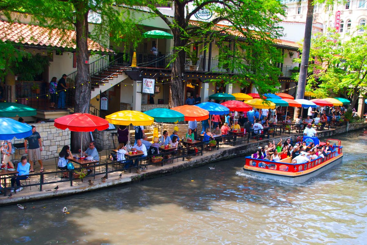 NERAOC's tweet photo. 2 more days - time to discover where to eat in San Antonio. Share your favorite spots using #NERAOC2017!

https://t.co/HS4RBL3sNY https://t.co/StrESN2hop