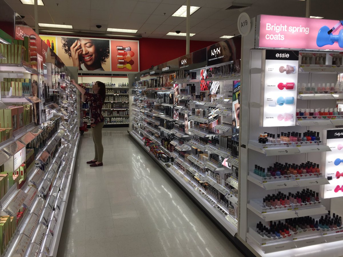 T0344 #67outsincosmetics #sellstuff <a href="/jasonwigginsTGT/">Jason Wiggins</a> <a href="/JaxBackes/">Jackie Backes</a> <a href="/BethGates23/">Beth Gates</a> @ContrucciJoe @HipHipGaray @HutchTimothy @TonyCostanzoTGT