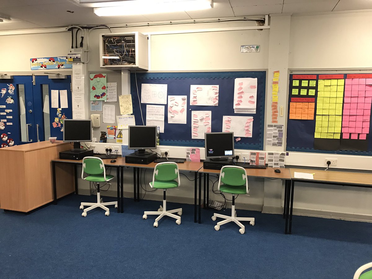 stlukesps1's tweet photo. Wow what a nice space to learn in, we can't wait to use the different spaces @mispace16 #technology #planning #teamwork #future #P7 https://t.co/jtZj4SeFW9