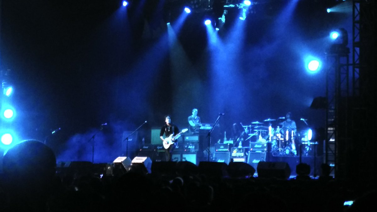 merchmaniacs's tweet image. Now perform #generationaxe Live on stage Promoted by @tporiginal777 #MMLiveTweet #MMMedia