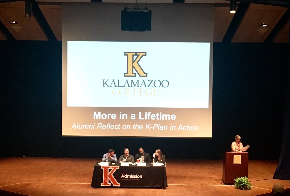 laurenthehornet's tweet image. Here we go! #AlumniPanel #VTZ2017