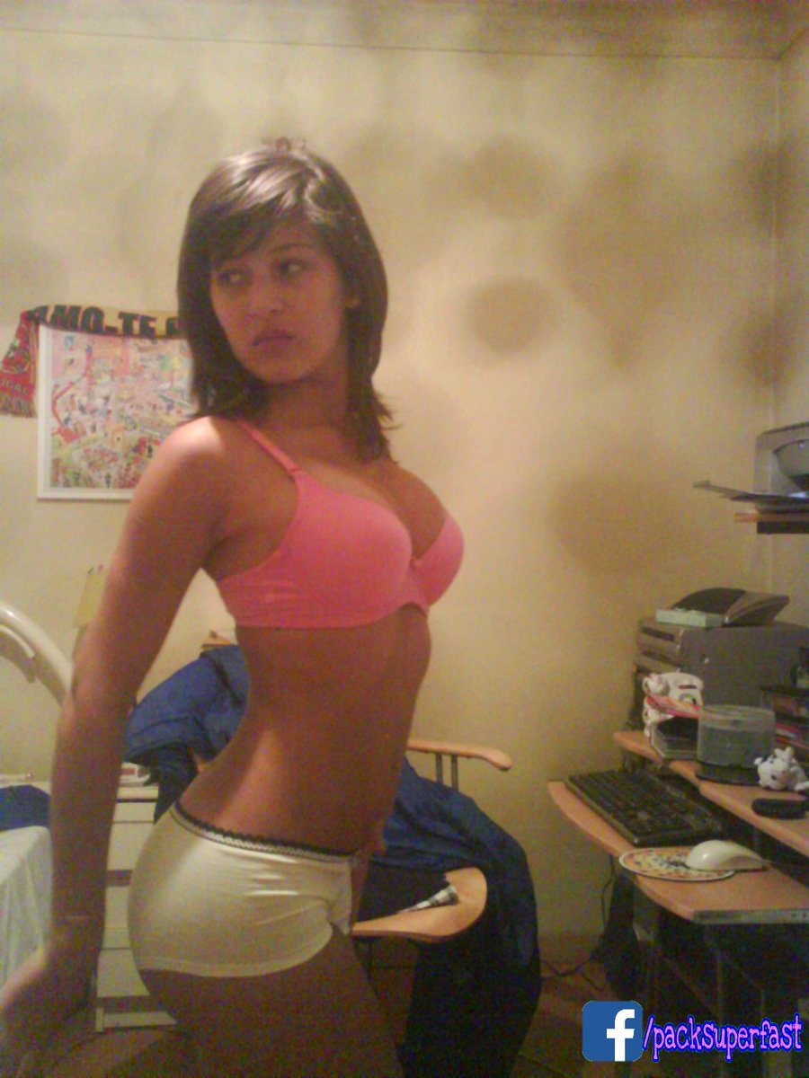premium_pack's tweet photo. #Pack de turra argenta mostrando las gomas y la cola #porno 
Descargar:  https://t.co/IhgfAfjVhZ https://t.co/9gn7c1BUUY