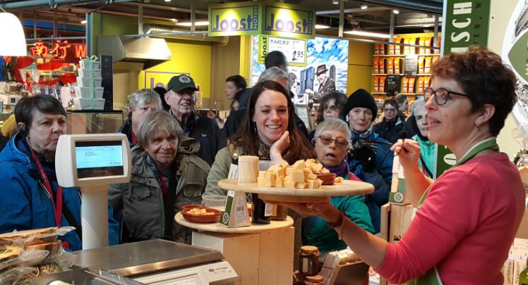 Heerlijk die proeverijtjes bij <a href="/RotterdamseOude/">DeRotterdamscheOude</a> @indemarkthal