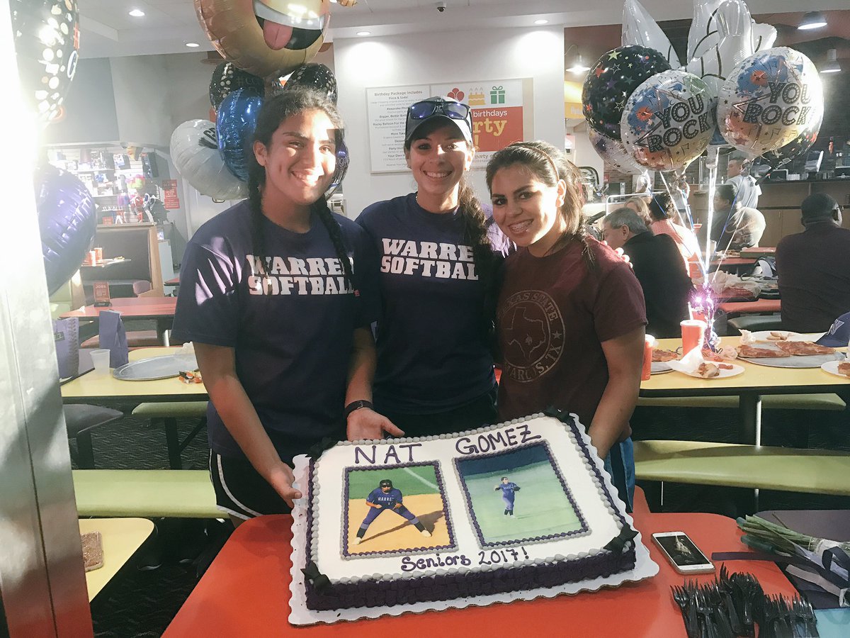 Warren_Softball's tweet photo. Last game of the season tonight @ 7pm against OC. Last game for these two seniors. We are going to miss you Gomez and Nat. LET'S WIN! https://t.co/T2TDxqNvzZ
