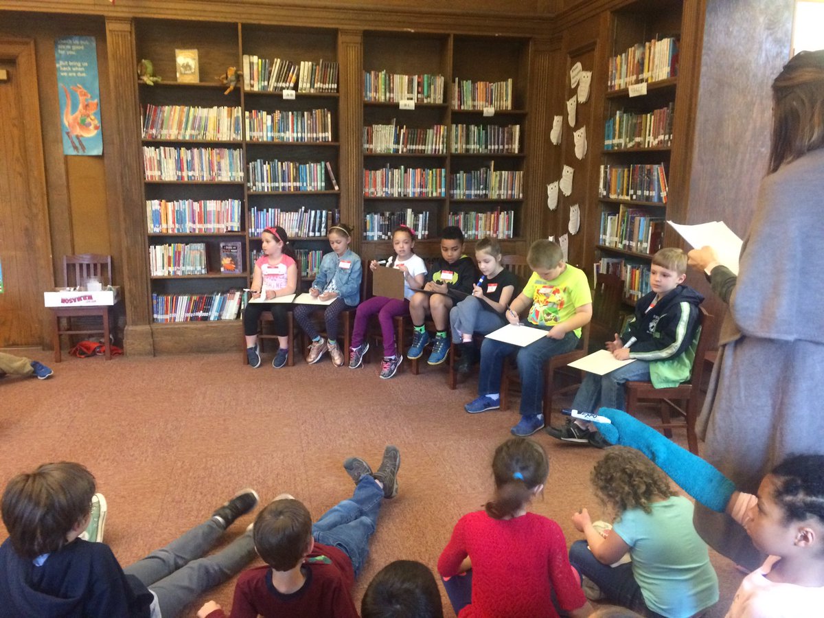 Stephtrip1's tweet photo. SSILC #spellingbee is underway! #ssilc1617 @jenmacri8 @Jewels1881 https://t.co/TmBakgFDRl