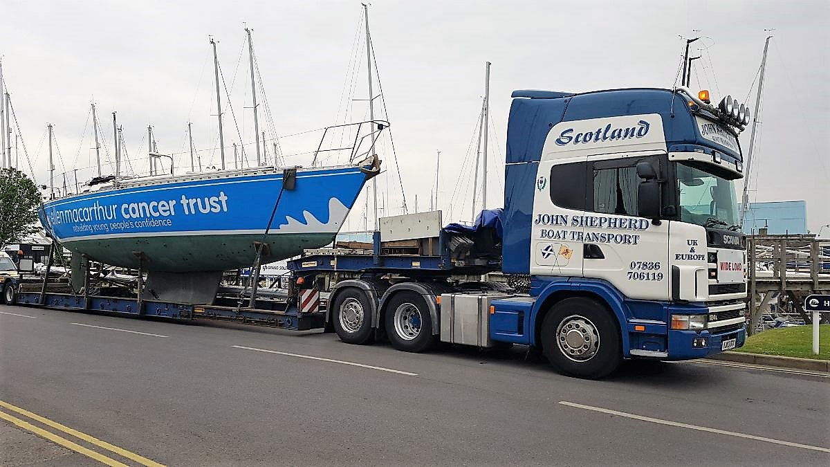Moonspray ready to head up to <a href="/yachthavenlargs/">Largs Yacht Haven</a> for #RoundBritain2017. Tag us if you spot her as she travels up the country #Tell9People