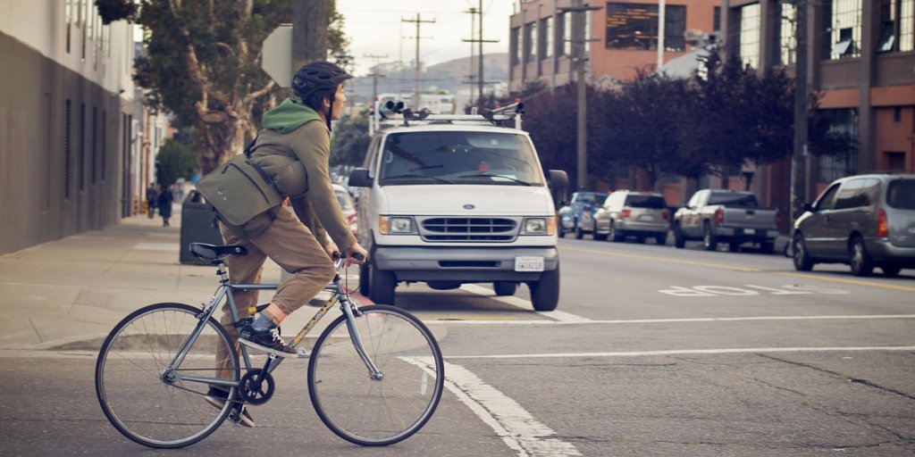 BusinessInsider's tweet photo. Biking to work dramatically lowers your risk of death and disease, study finds https://t.co/8EyfleJ62d https://t.co/fnltMU37FX