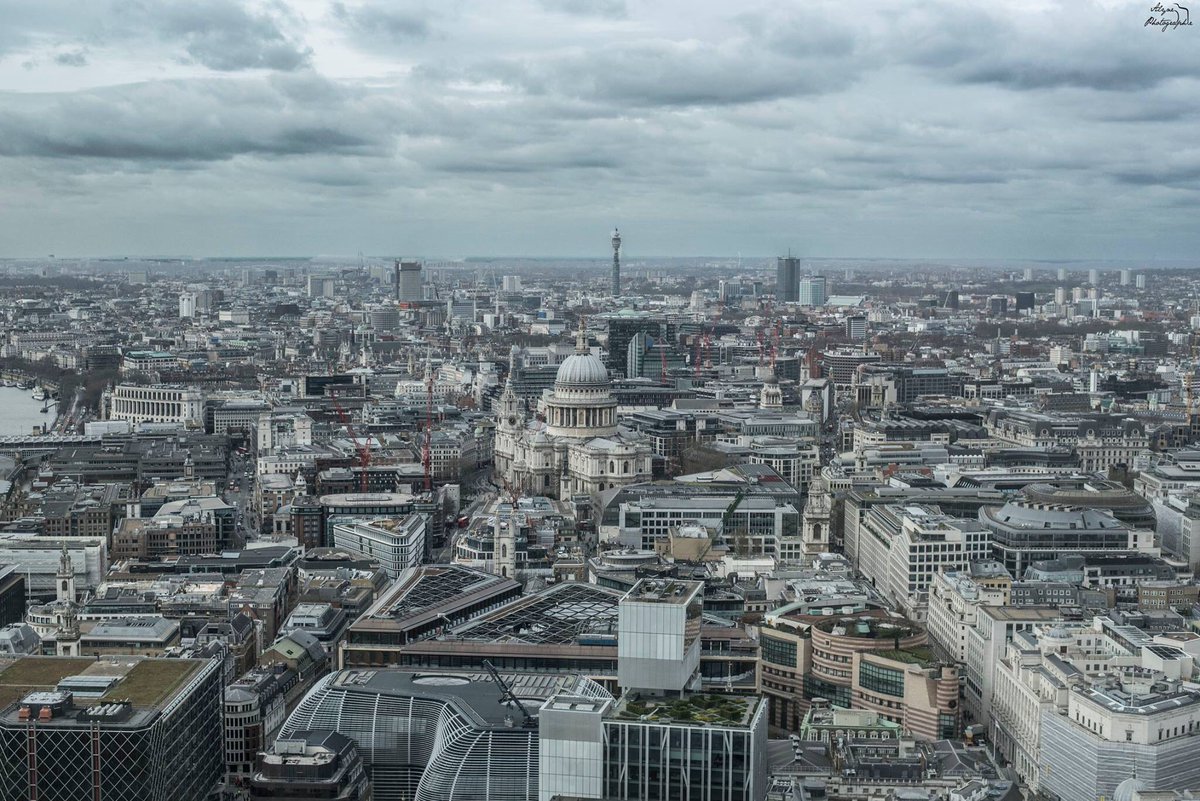 Hey London, why are you so beautiful? 😍 #Views! || Photographed by Nyla Desbois, amazing shot!! 📸