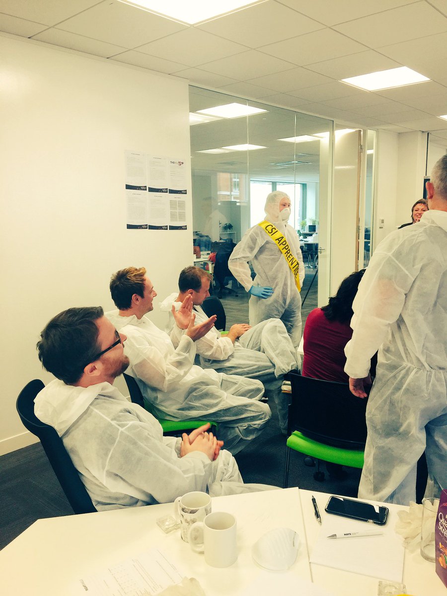 Lisa (@lisatwemlow) on Twitter photo 