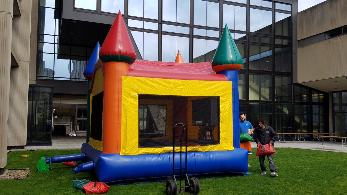 PittEngineering's tweet photo. Skies are clearing, study week is ending, finals are approaching, &amp; Bouncy House is inflated: Time for the @PittESC Carnival @BenedumHall! https://t.co/qZuupve953