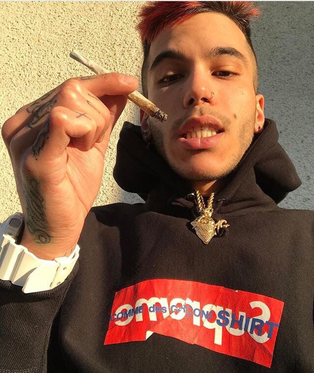 Sfera Ebbasta Outfit (@sferasoutfit) 's Twitter Profile ... - 639 x 759 jpeg 120kB