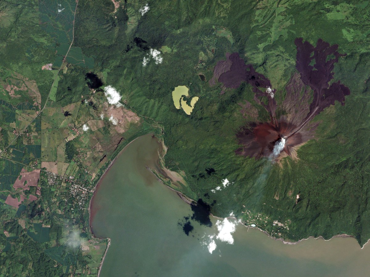 planet's tweet photo. More data for more students and researchers! Now anyone with a uni email can get access to our satellite imagery: https://t.co/ErQyFA8OzP https://t.co/ItbttrQ7fN