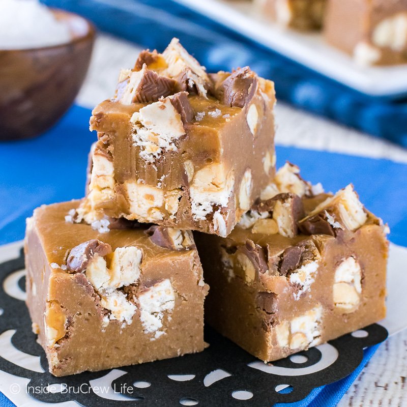 BruCrewLife's tweet image. Salted Caramel Snickers Fudge!  Great #nobake treat to satisfy your sweet &amp;amp; salty cravings! insidebrucrewlife.com/2017/04/salted… @SNICKERS #EatASNICKERS