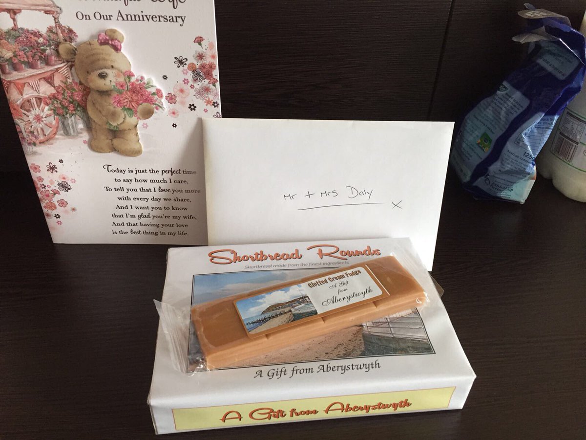 Local produce for our lovely guests celebrating their 27th wedding anniversary #500pimiles #aberystwyth <a href="/SWWalesSolus/">#500PImiles</a> <a href="/LucyJohnsPI/">Lucy Johns</a> <a href="/SDEBDD/">simon ewins</a>