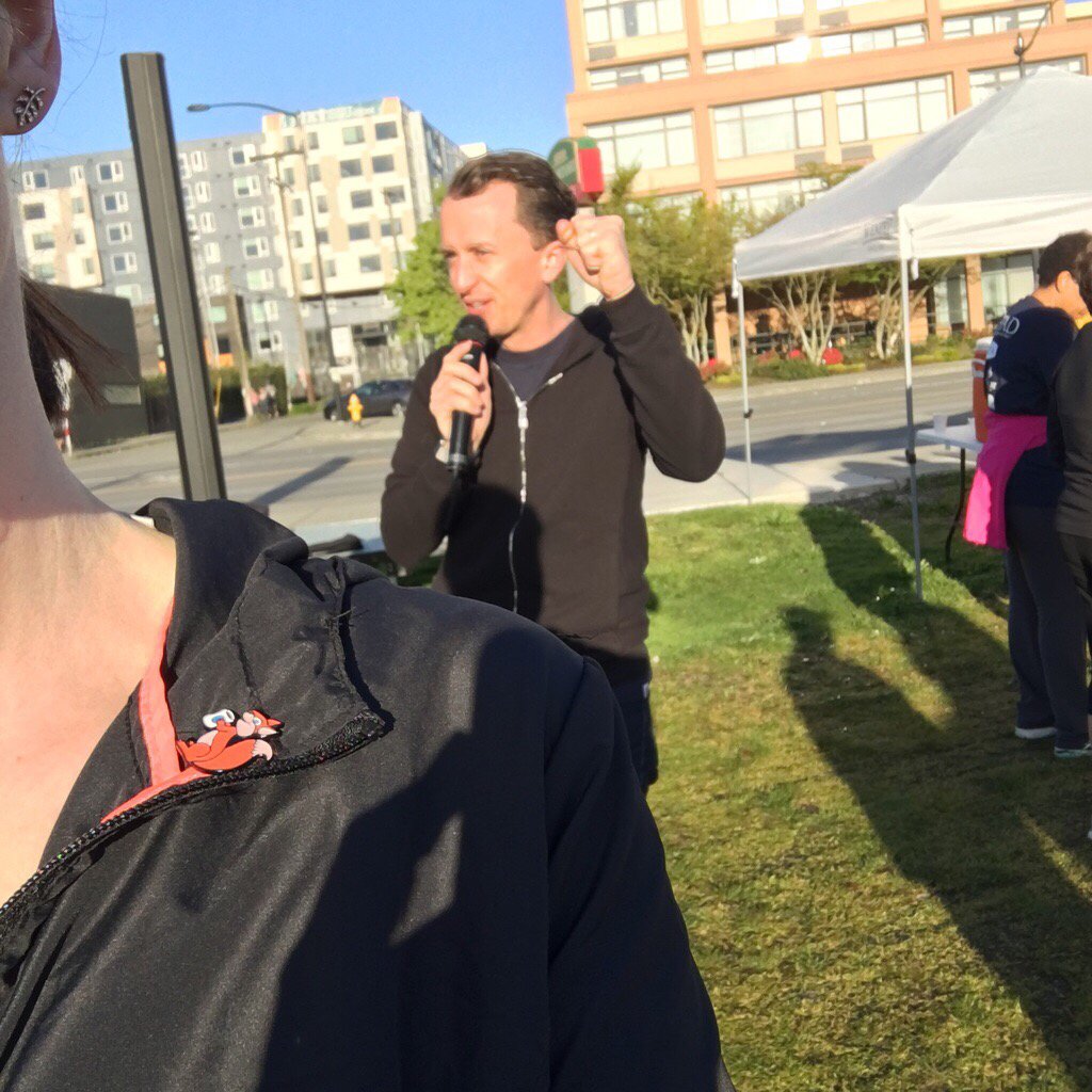 swisswater's tweet photo. Good morning from #JavaJog2017! #AndASquirrel #CoffeeExpo2017 https://t.co/mJJ6IB5wTR