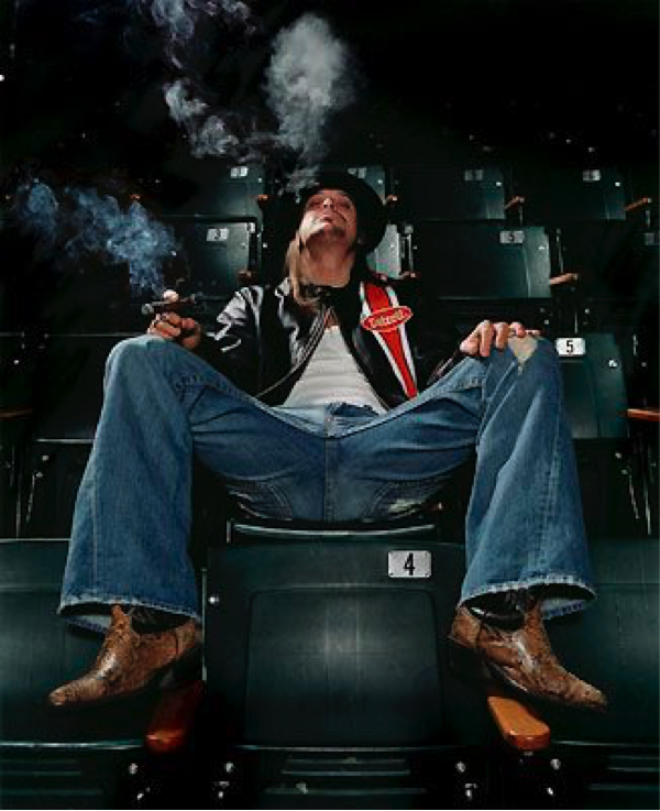KidRock's tweet photo. This one’s for the fans sitting in the cheap seats. https://t.co/fK1xiwSNVd