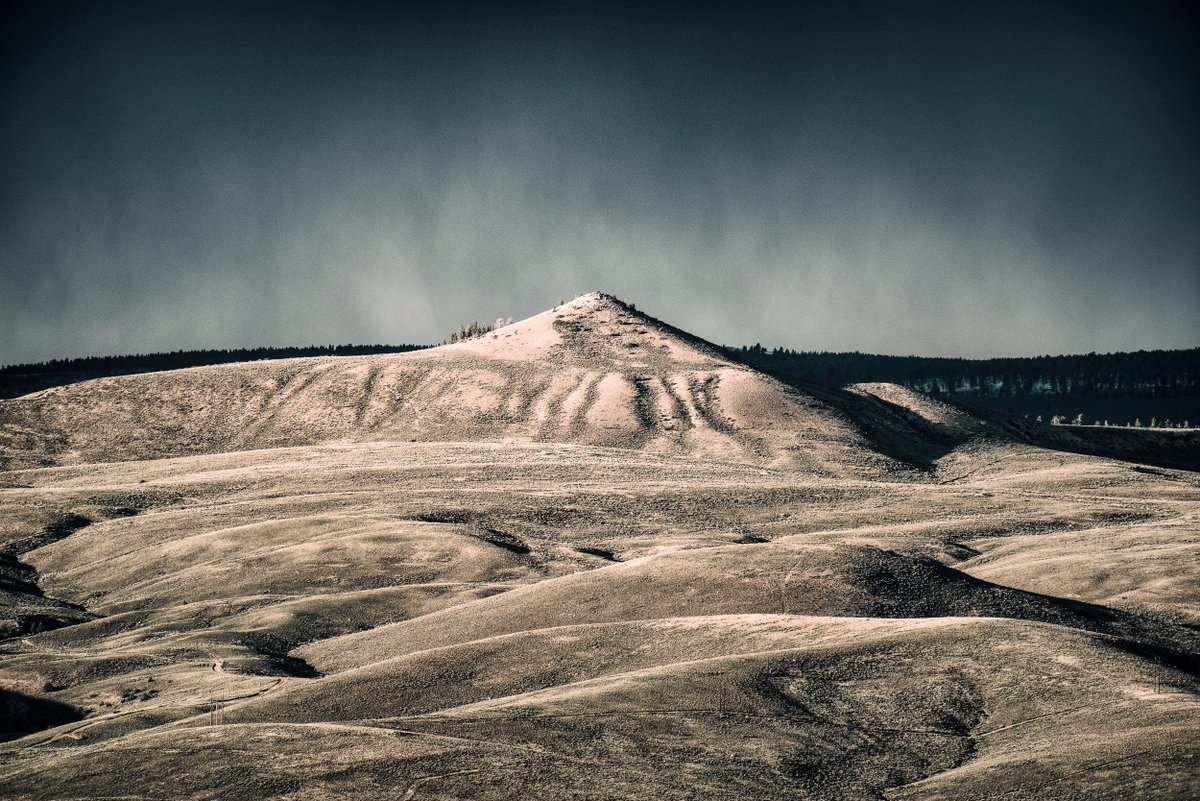 BLM_CO's tweet photo. BLM is accepting comments on a proposal to construct 20 miles of new trails in Signal Peak near Gunnison https://t.co/3O7g4Wqh1m https://t.co/mssRD5yPKZ