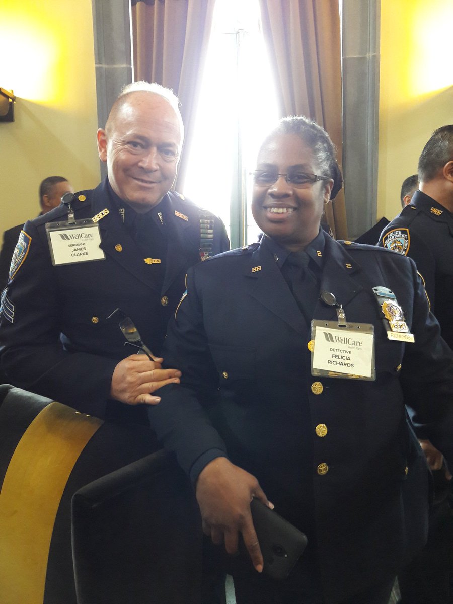 NYPD113Pct's tweet photo. Happening now @WellCare_Health Awards ceremony honoring #NYPD #Finest #CommAffairs @NYPD105Pct @NYPD101Pct @GuardiansNYPD @NYPD78Pct https://t.co/Rt9eaEsxYz