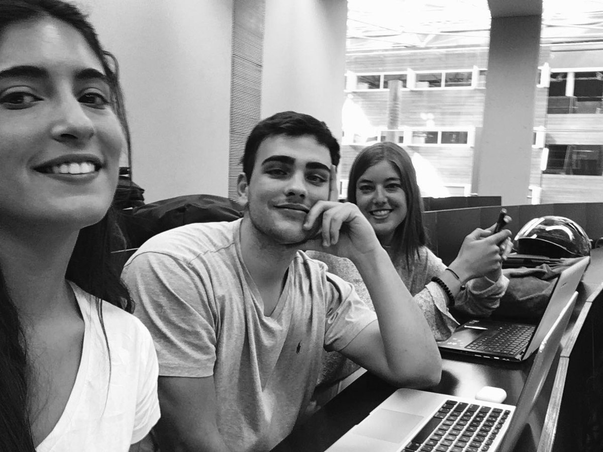 zuazu_carlota's tweet image. #mktdupf17