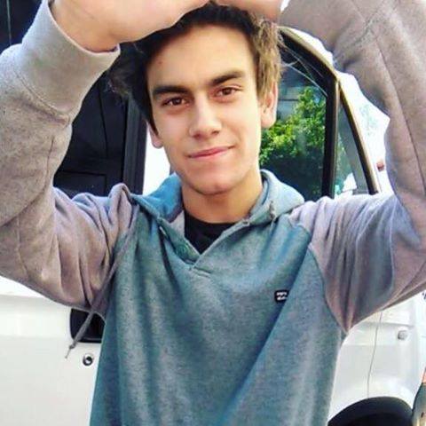 dobbysunshine's tweet photo. Participo por un saludo de Agus Bernasconi en el concurso de @FanClubSoyLunaA ¡Por favor ayudame con un RT! https://t.co/Oo5RYjaEwD