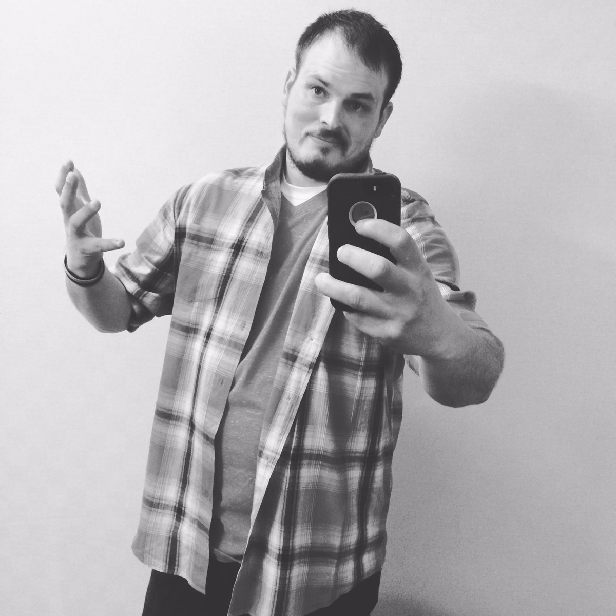 djbigrig99's tweet image. Flashback Friday ready!!!!!! Come in and see us tonight!!!! @voodooloungecf for a fun and amazing night with me Dj Big Rig!!