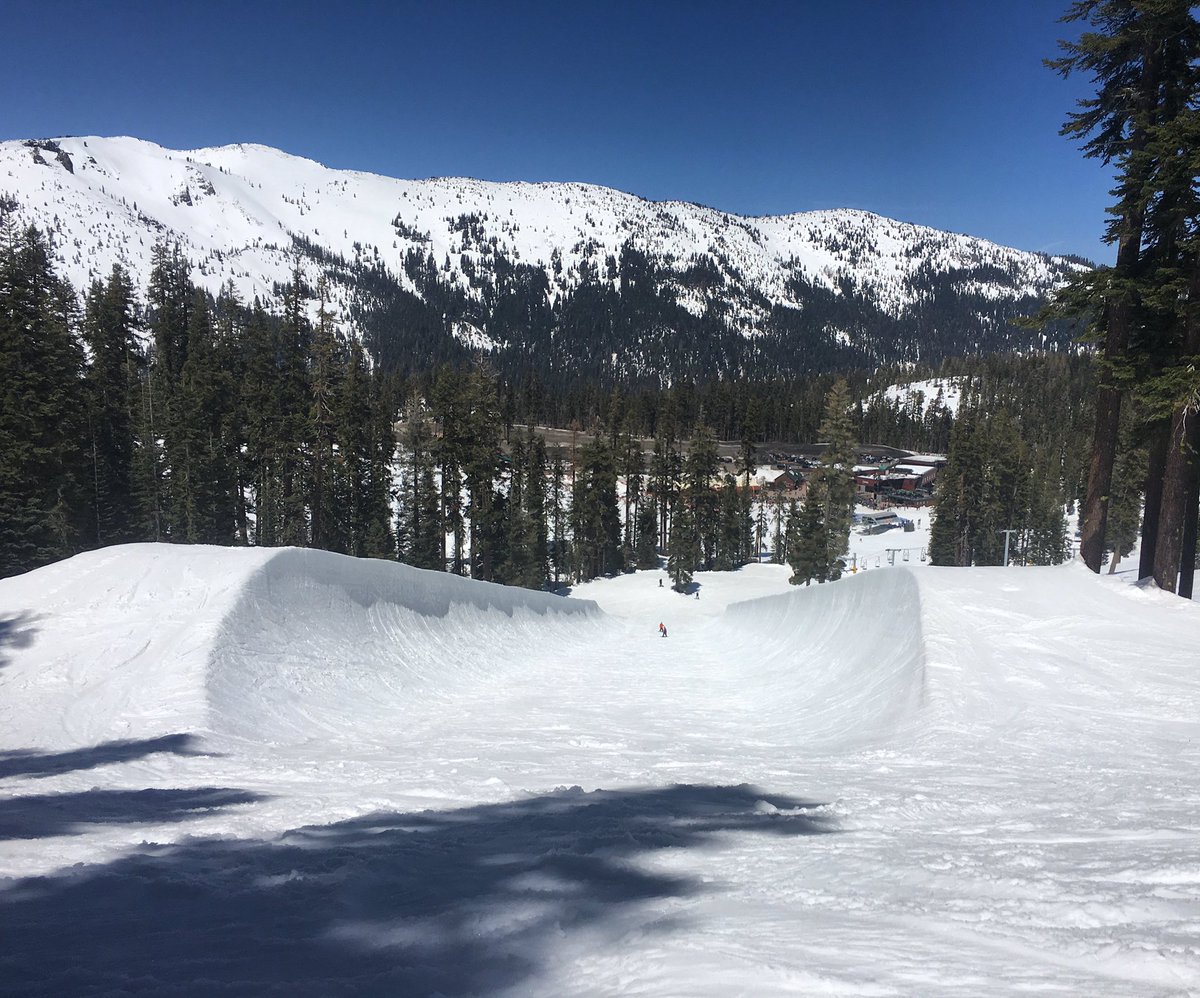 Pregaming for #springmeltdown! #boardmeetings #sierraatcabo