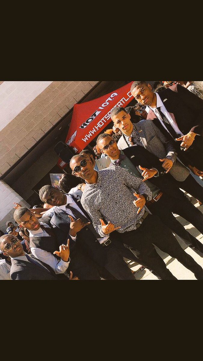 _MarquesPowell's tweet photo. New Alphas on the yard๐๐ฐ @ZetaMuAlphas #ZetaMuAlphas #GeorgiaStateAlphas https://t.co/jZqv6S0Gen