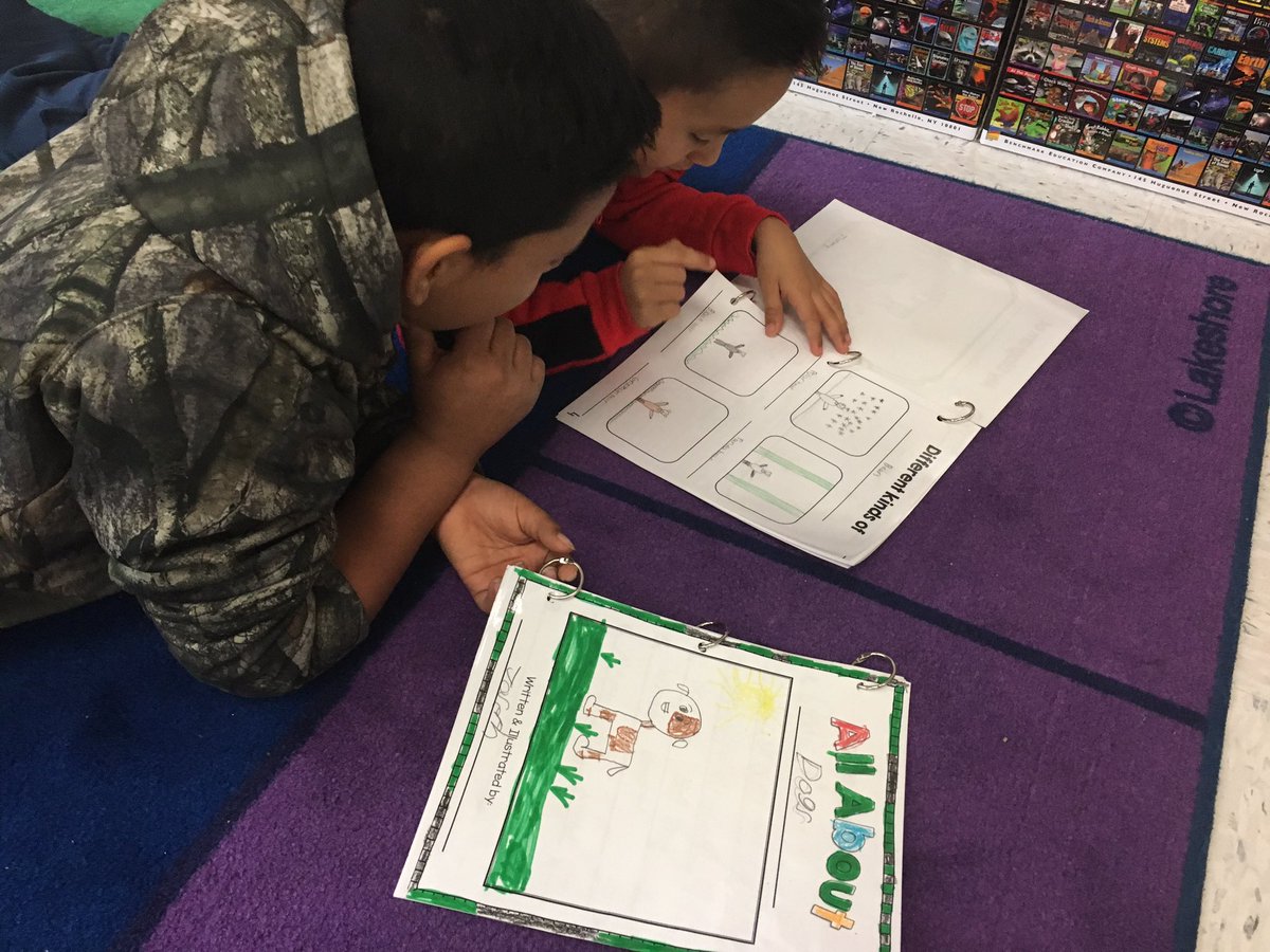 GRES_FirstGrade's tweet photo. We are animal experts! These first graders we so proud of their all about books. Now on display in our classroom library! https://t.co/q90QToOGDG