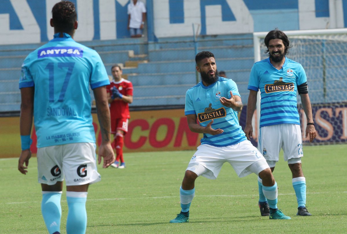 TerrapeDeportes's tweet photo. La tabla del Torneo de Verano: @ClubSCristal podría tomar hoy la punta del grupo A
► https://t.co/JDiJ2iXj5f https://t.co/AOqxnpZ3Mn