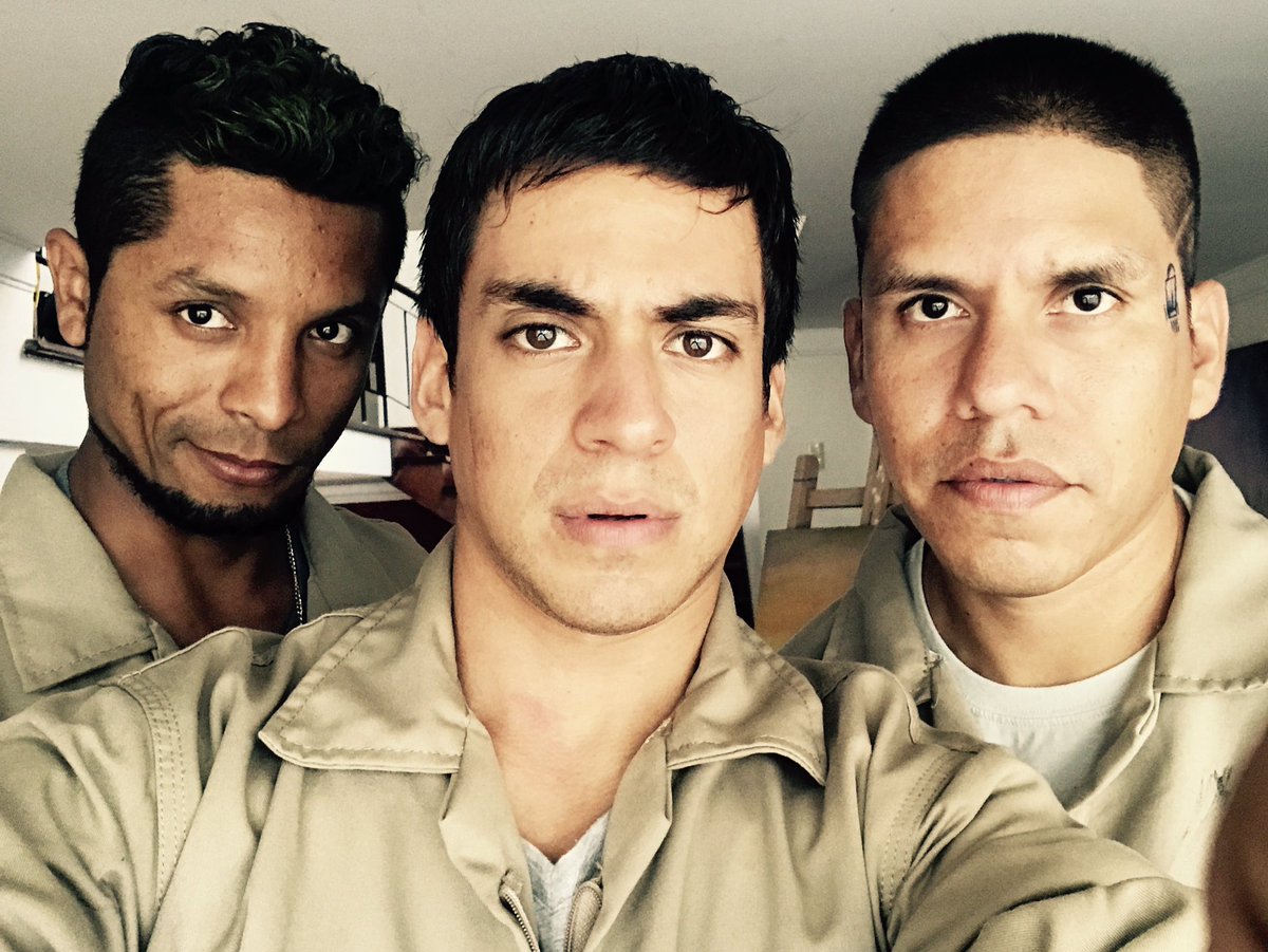 EmanuelSoriano's tweet image. Guasón/Montana/Coyote. #Django2 #SangreDeMiSangre