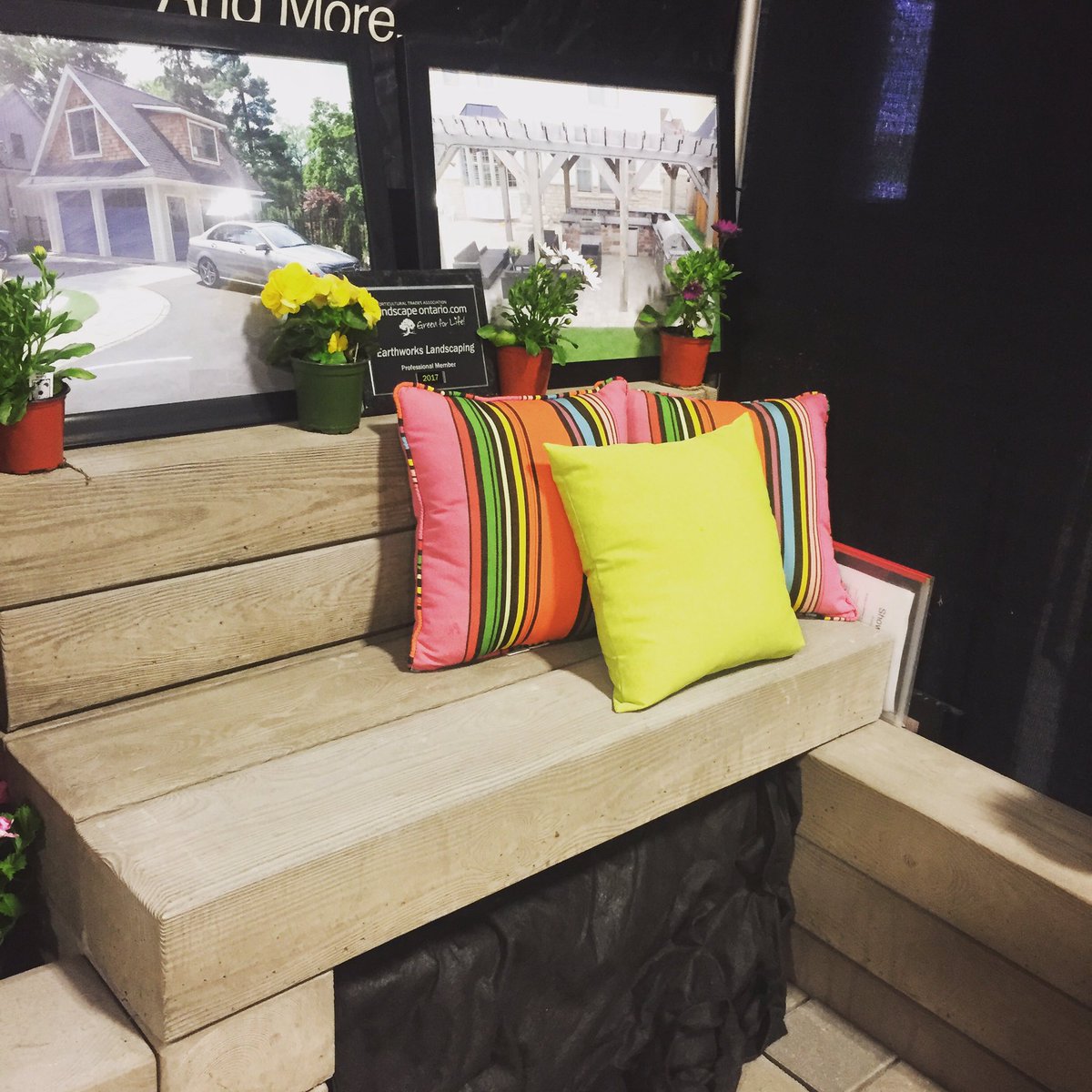 On the Home Show tour with our favourite wall product - <a href="/techobloc/">Techo-Bloc</a> Borealis - the look of wood, durability of stone.