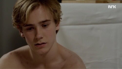 — isak valtersen from skam