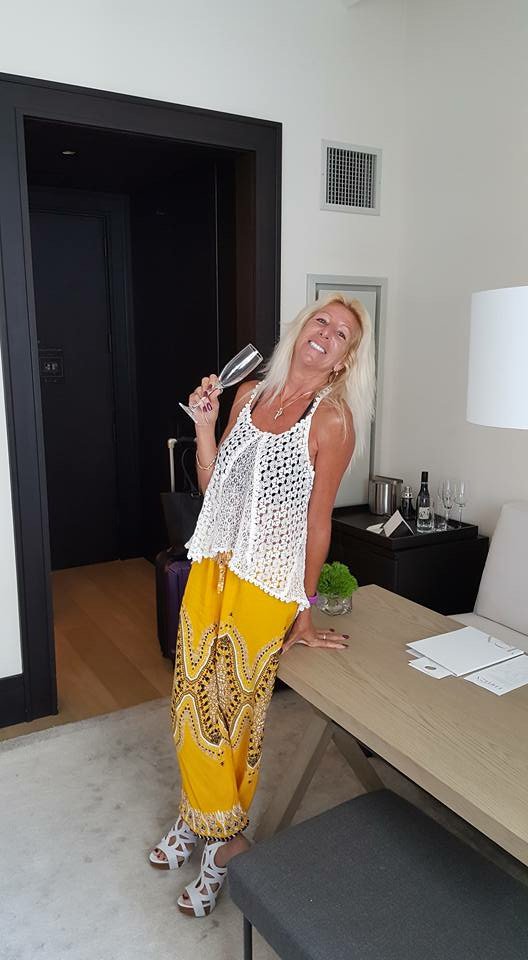 simplysmartdes1's tweet photo. #Repost // Show us YOU’RE HAPPY! Post a photo and tag @simplysmartdesigns in it for everyone to see! #simplysmart #fashion  #happypants https://t.co/mtRaJq8oTd