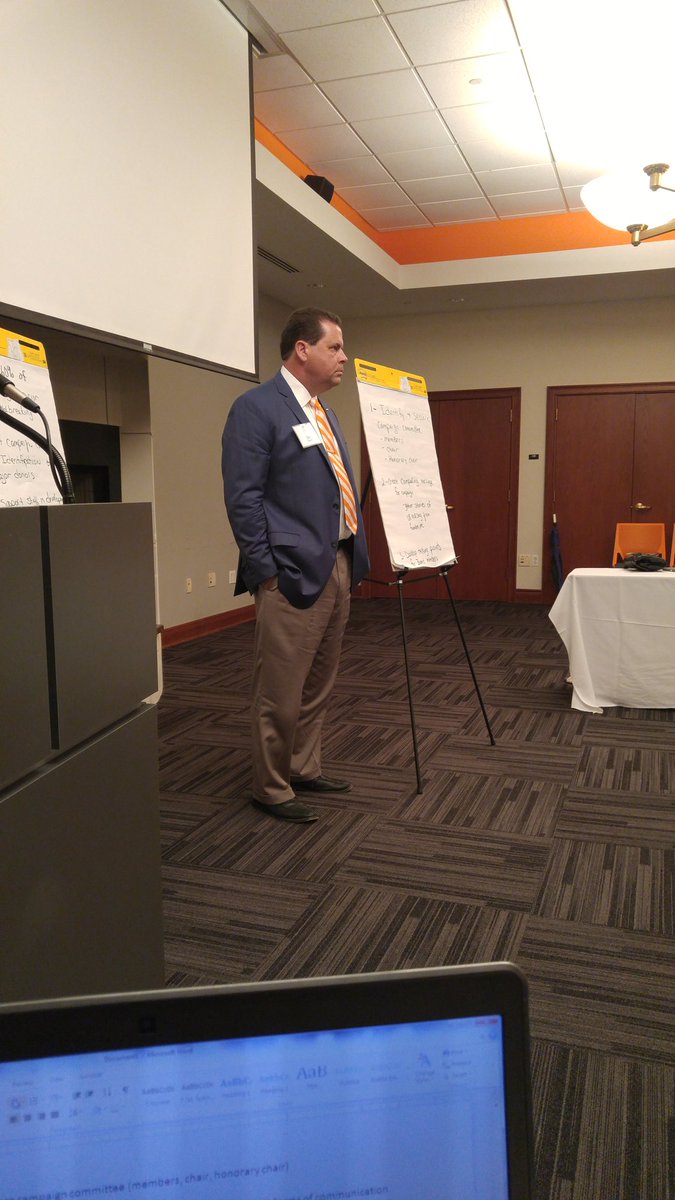 utknursing's tweet photo. #utkcon Advisory Board members setting goals and planning for the future! #volnurse #improvinghealth #castingvision #forwardthinking https://t.co/4H3E5sqQel