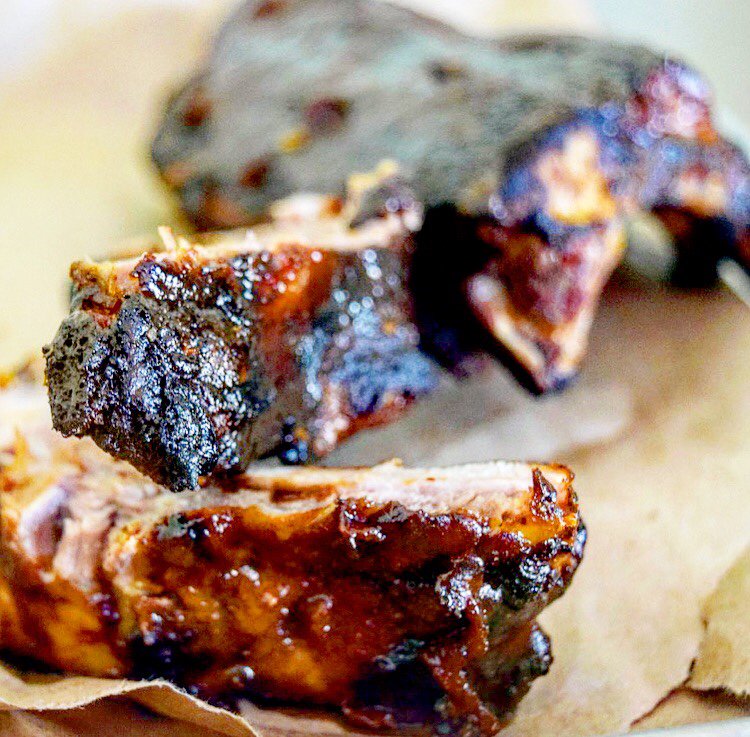 savvyfoodssc's tweet photo. Nothing beats smoked ribs, but these guys will take them to a Game 7. Check the recipe 👇🏼
https://t.co/YWYpjiO1pz
#ribs #bbq #crockpot https://t.co/BxHuQzXXpd