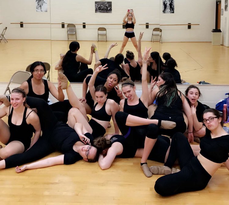 ec_dance_team's tweet photo. COME SEE US DANCE TONIGHT!!!
7pm • Hammerschmidt Chapel • free for students/faculty, $5 for everyone else • be there https://t.co/zH1S1T2TKX