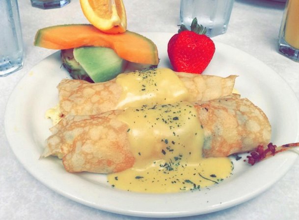 FresnoBreakfast's tweet photo. "And I think to myself, what a wonderful world!" https://t.co/htNhhhlGrE