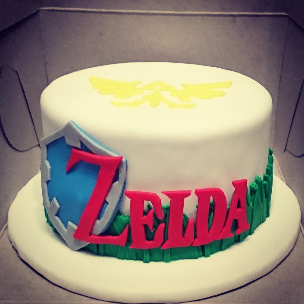 Er9cka's tweet photo. Zelda Themed Cake #zelda #n64 #nintendo #sega #game #gaming #birthday #baking #homemade #cake #desserts #desserts #foodporn #cakeboss https://t.co/WJWe9xVW23