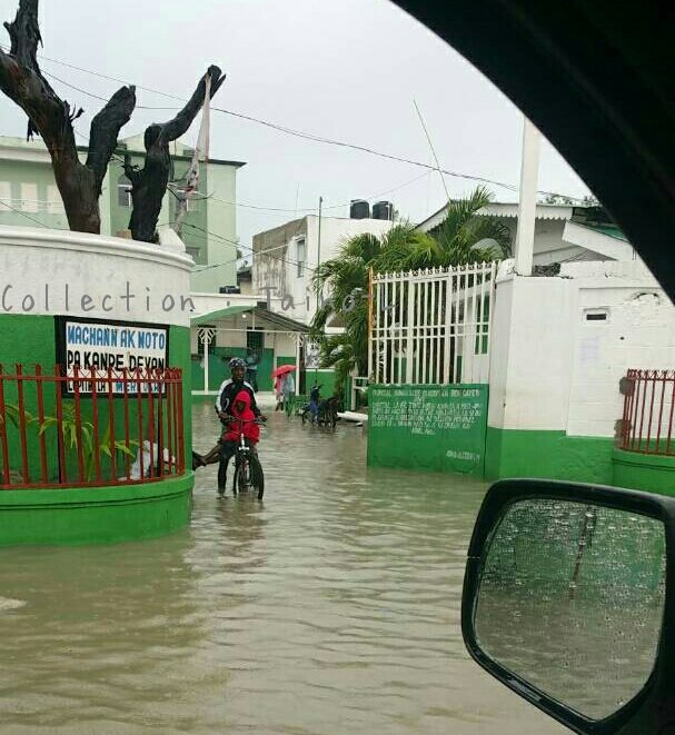 TainoL's tweet photo. Allo Président, ça c'est ville #Cayes maintenant. Carnaval dans cette ville a coûté combien encore (avec ses 15 membres comité) ?
#Tchuipps https://t.co/sU9jGTiOKA