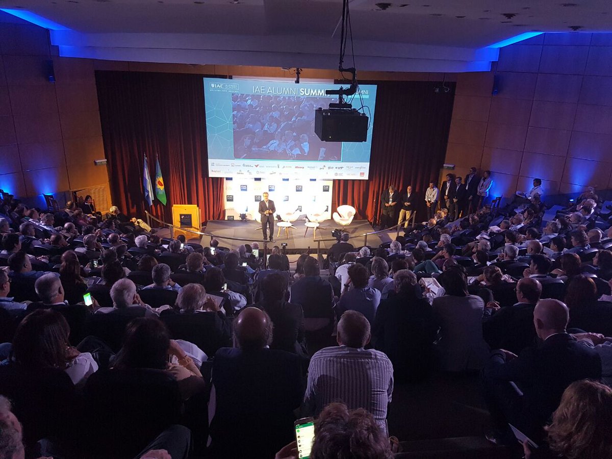 IAE_Austral's tweet photo. ¡Ya comenzó el #IAESUMMIT! https://t.co/CINIs2kBxu