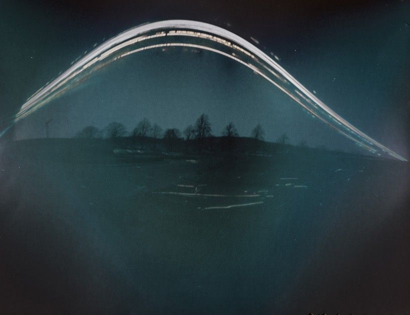 ConstantinFlux's tweet photo. Well..
📷 solarcan pinhole camera tracks the sun’s path through the sky
#photography #itsanad?
https://t.co/Zx42BbwHGn https://t.co/3xiG7H3ea9