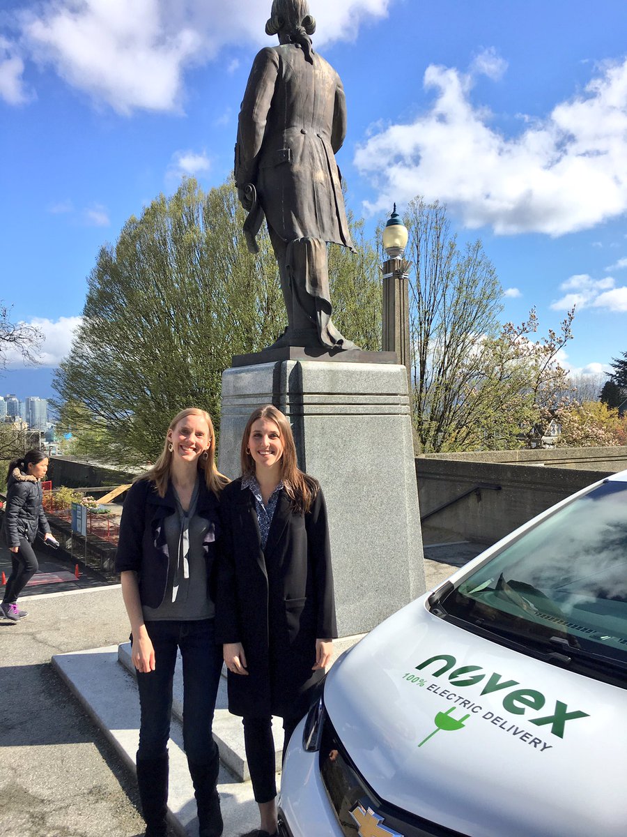 emilyjeanbriggs's tweet photo. Fortune favours the bolt! Hanging out with @bullfrogpower'd @mrnovex & their new @ChevyElectric #EVBolt. #NovexEVTour @CityofVancouver https://t.co/wxBeOxzOkY