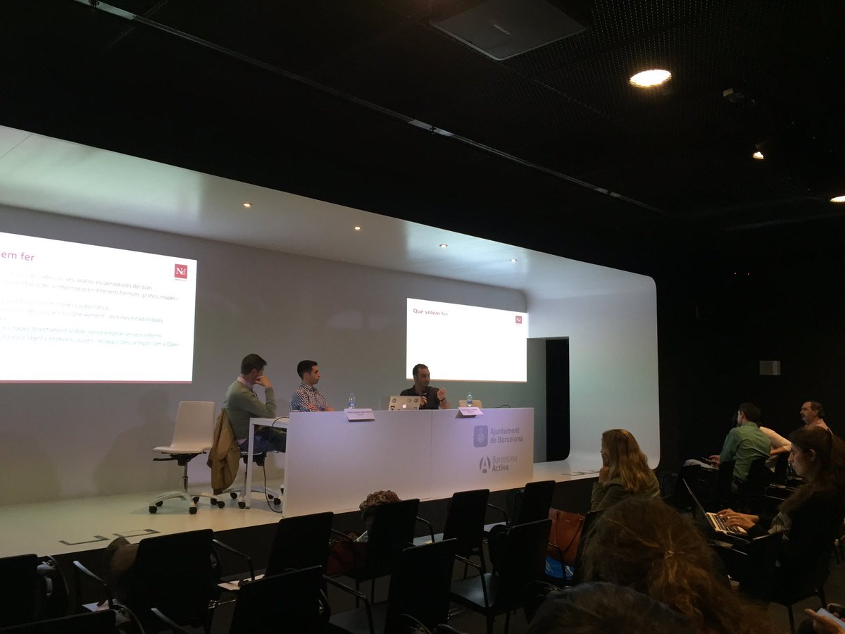 uriartedavid's tweet photo. Great learning about data and journalism with @HacksHackersBCN https://t.co/xe1yHQD0RU #PoblenouTech #Horvent https://t.co/WGtUhGbzXh