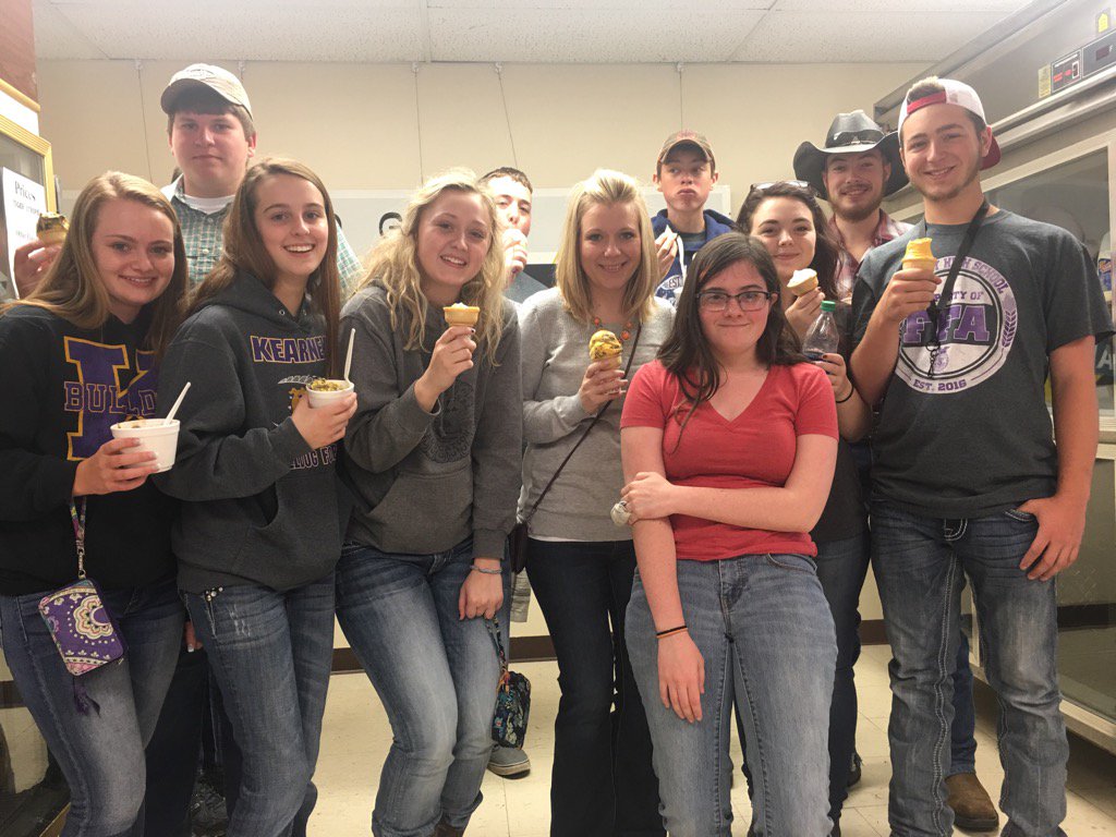 KearneyFFA's tweet photo. Buck's Ice Cream for some Tiger Stripe! #nevertoocoldforicecream #startingourlegacy https://t.co/7acBZDPSY4