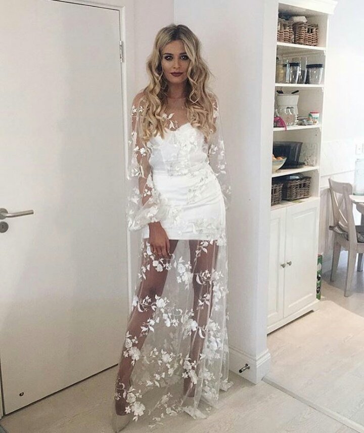 callancompany's tweet photo. Loved working on @louisecooney_ locks today for @VIPmagaz #VIPStyleAwards #callanandco https://t.co/29eqQ5SwtI