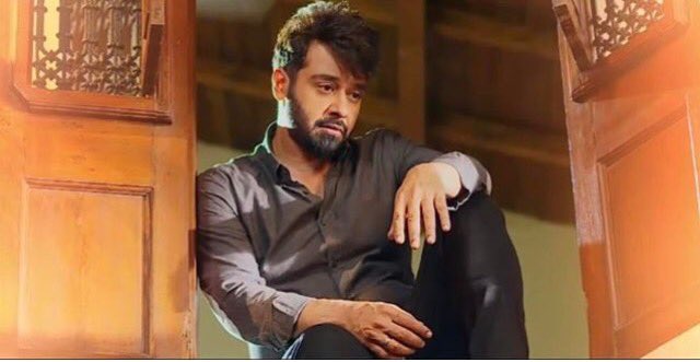fq_fan's tweet photo. @faysalquraishi #EveryLook or #Promo of #NewProject #SITAM is #AmazinglyOutstanding😍👍🏻#LookingforwardAnxiously😍 https://t.co/1hZIQpaAoh