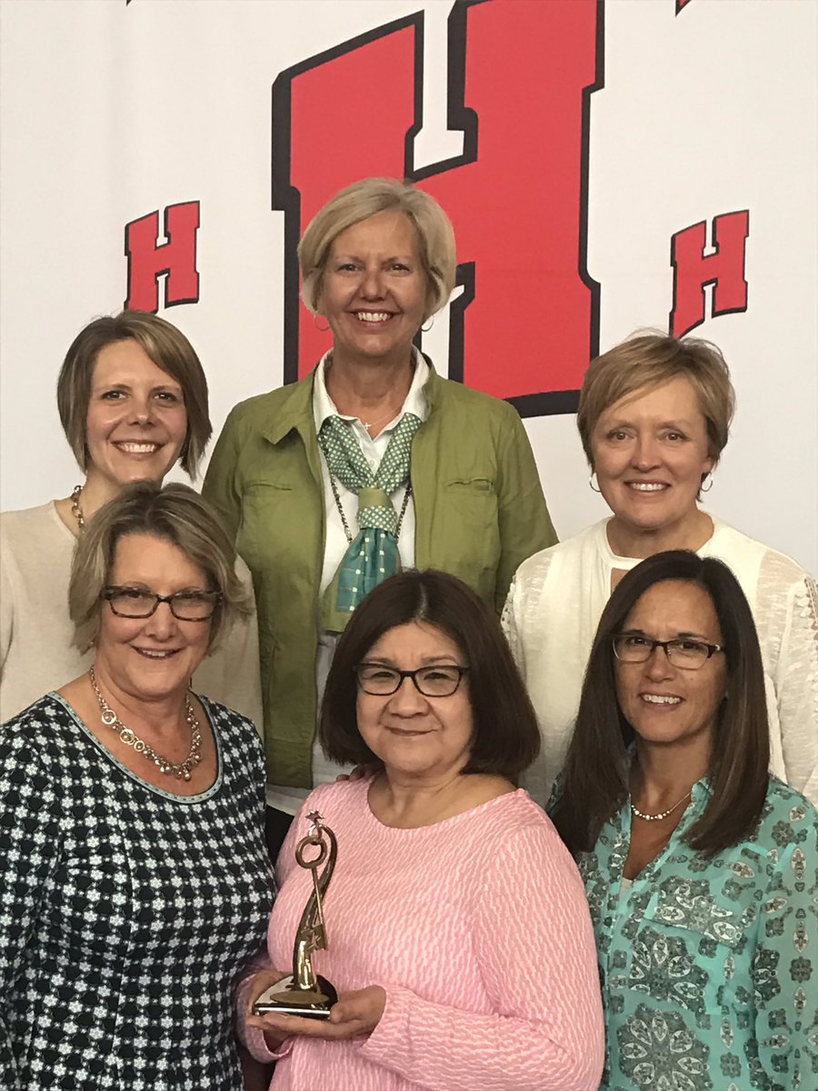 bdavisPhD's tweet photo. Thank you @HollandHospital for your support of our schools! 2017 Power H Community Impact Partner! #hpsproud https://t.co/nPISxuqbNu