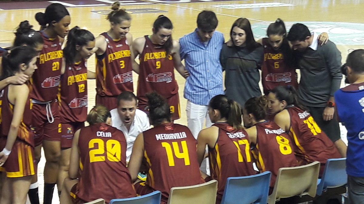 cbalcobendas's tweet photo. Esto comienza @Fundalcobendas @ALCBDS_Deportes @MarIntegracion @LokosBaloncesto @valencisorioja @CasaValentina2 @DOMPAL_es @contracanasta https://t.co/GYUKZ8uV50