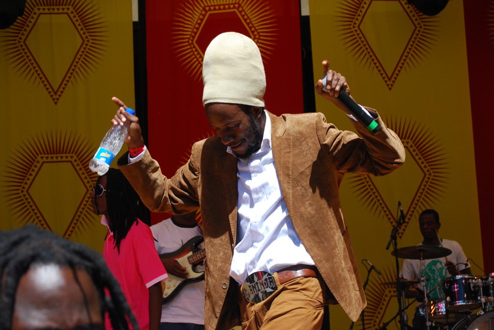CurateZim's tweet photo. After tha ruckus show the Ninja President @winkydonline was back at the main stage to a bigger audience #HIFA2014 https://t.co/JHRn56qpvQ